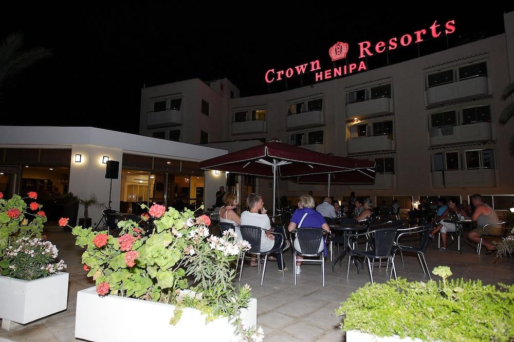 Crown Resorts Henipa Larnaca Exterior foto