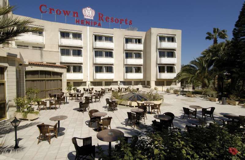 Crown Resorts Henipa Larnaca Exterior foto